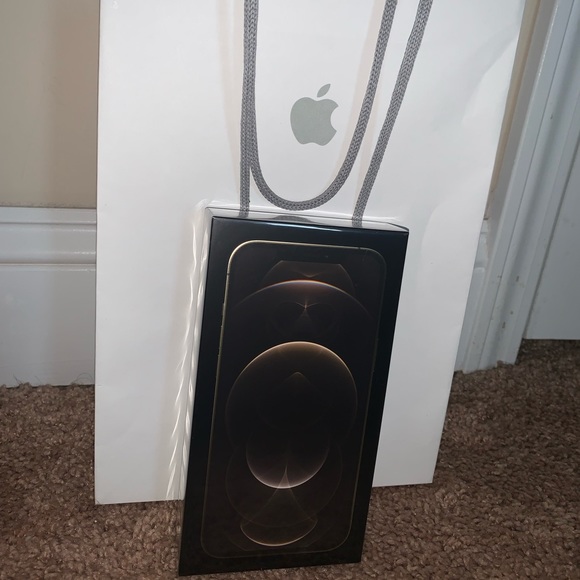 Apple Bags Iphone 2 Pro Max Gold 256gb Any Carrier Poshmark